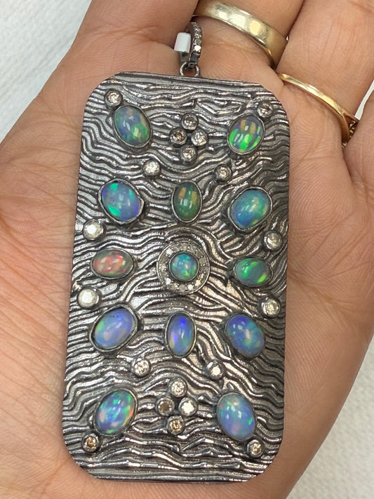 Star Shape diamond Pendant With Diamond Slice