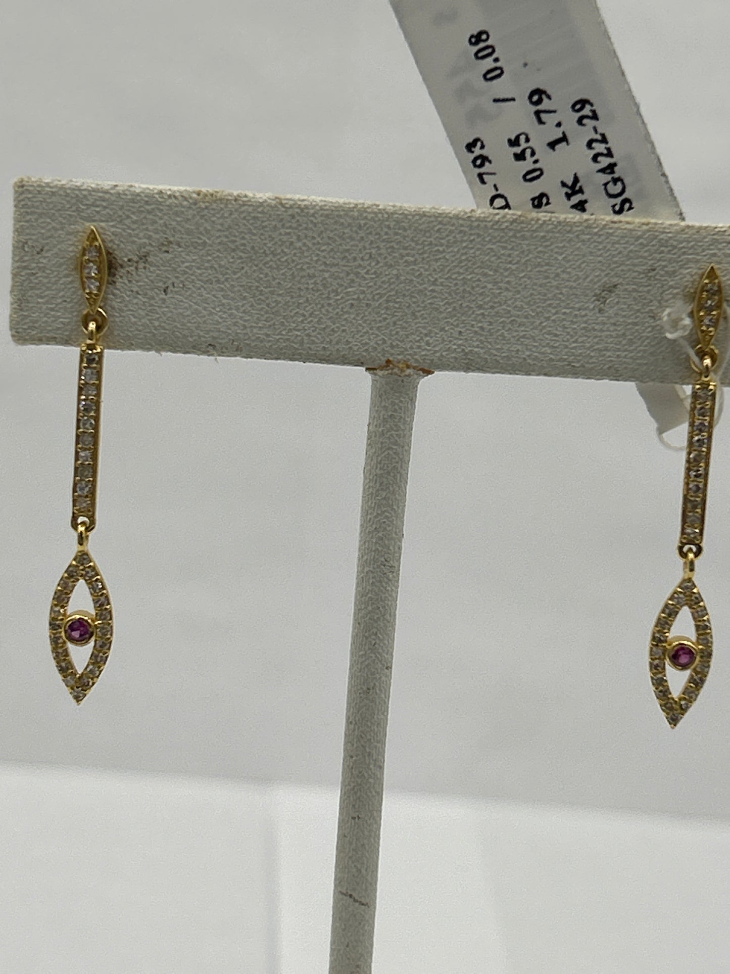 14k Gold Diamond Earring