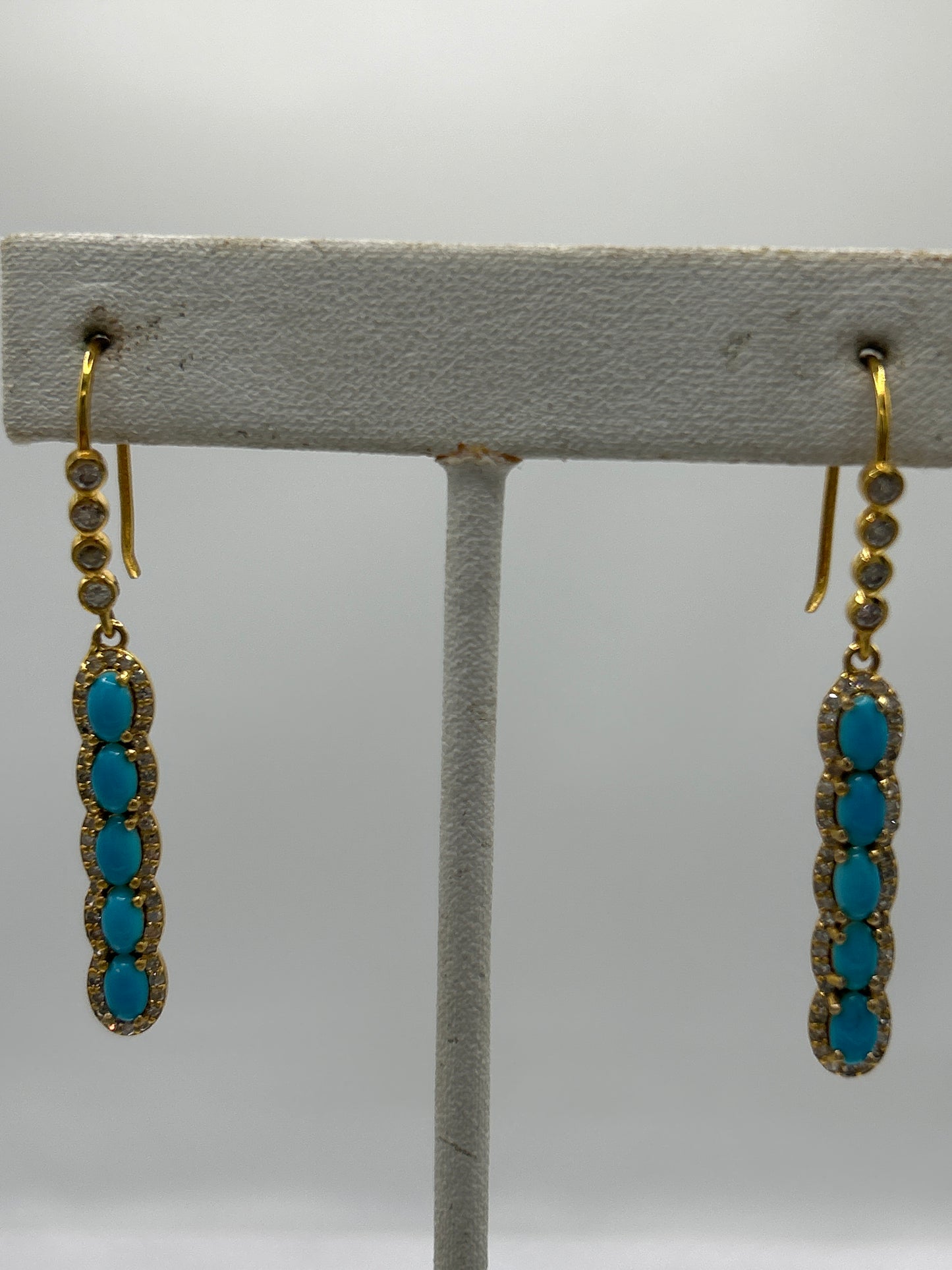 14k Gold Turquoise Diamond Earring