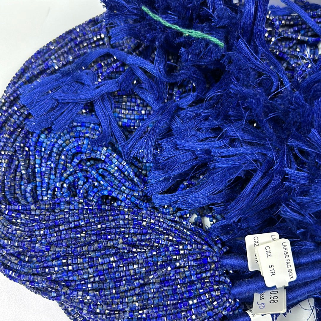 Lapise Faceted Square