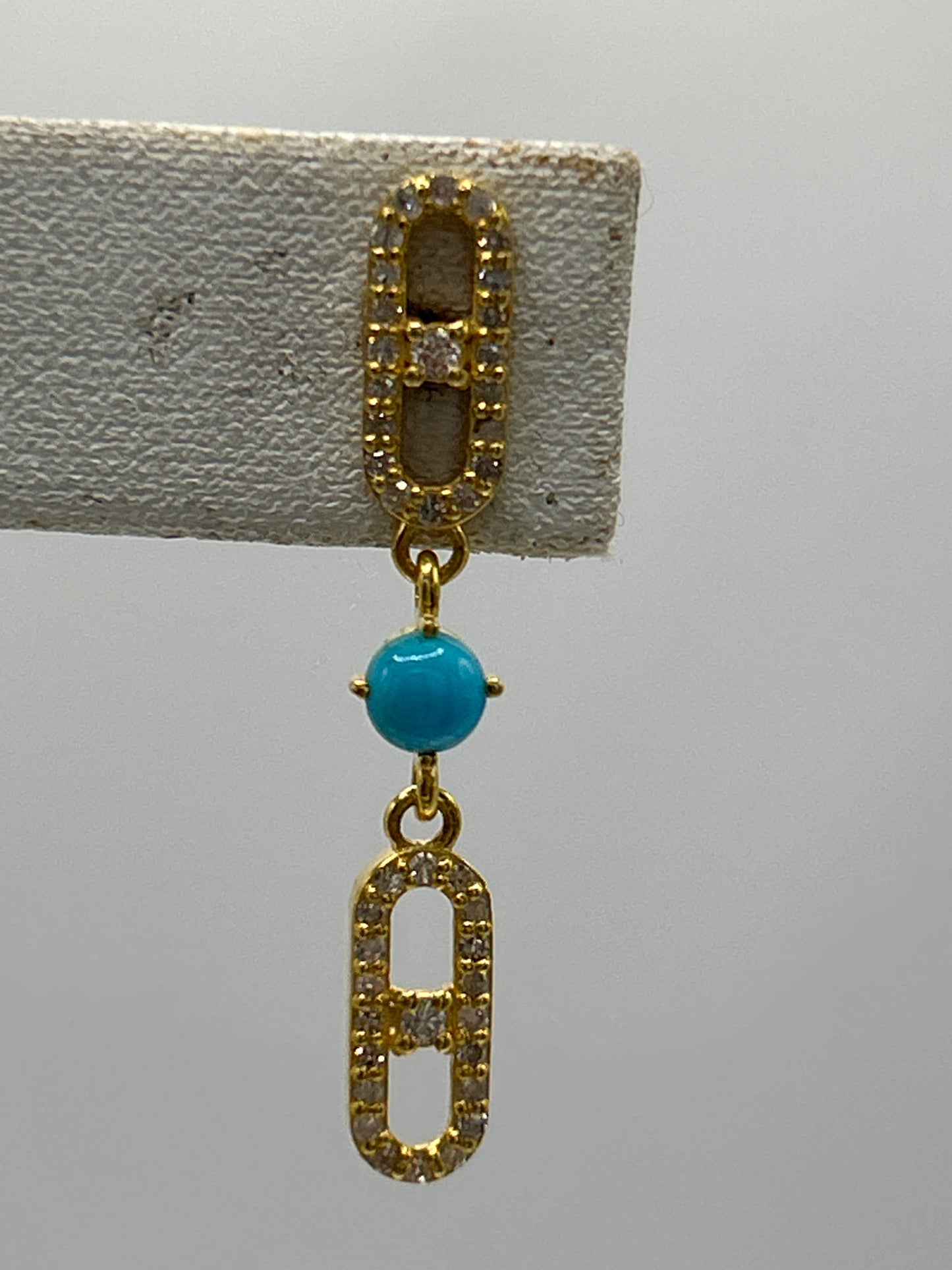 14k Gold Diamond Earring