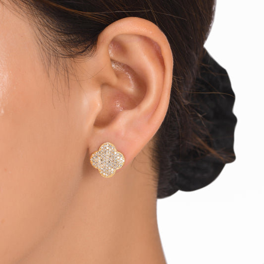 14k Solid Gold Diamond Stud Earring.14k Solid Gold Diamond Earring..