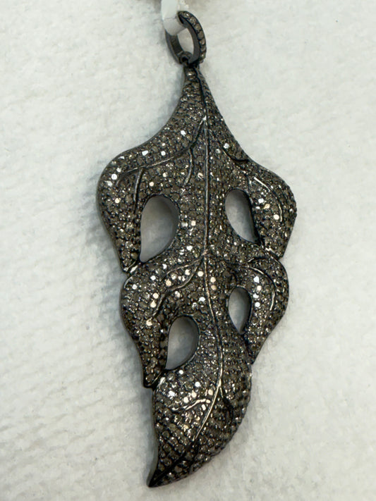 Long Leaf Shape diamond Pendant
