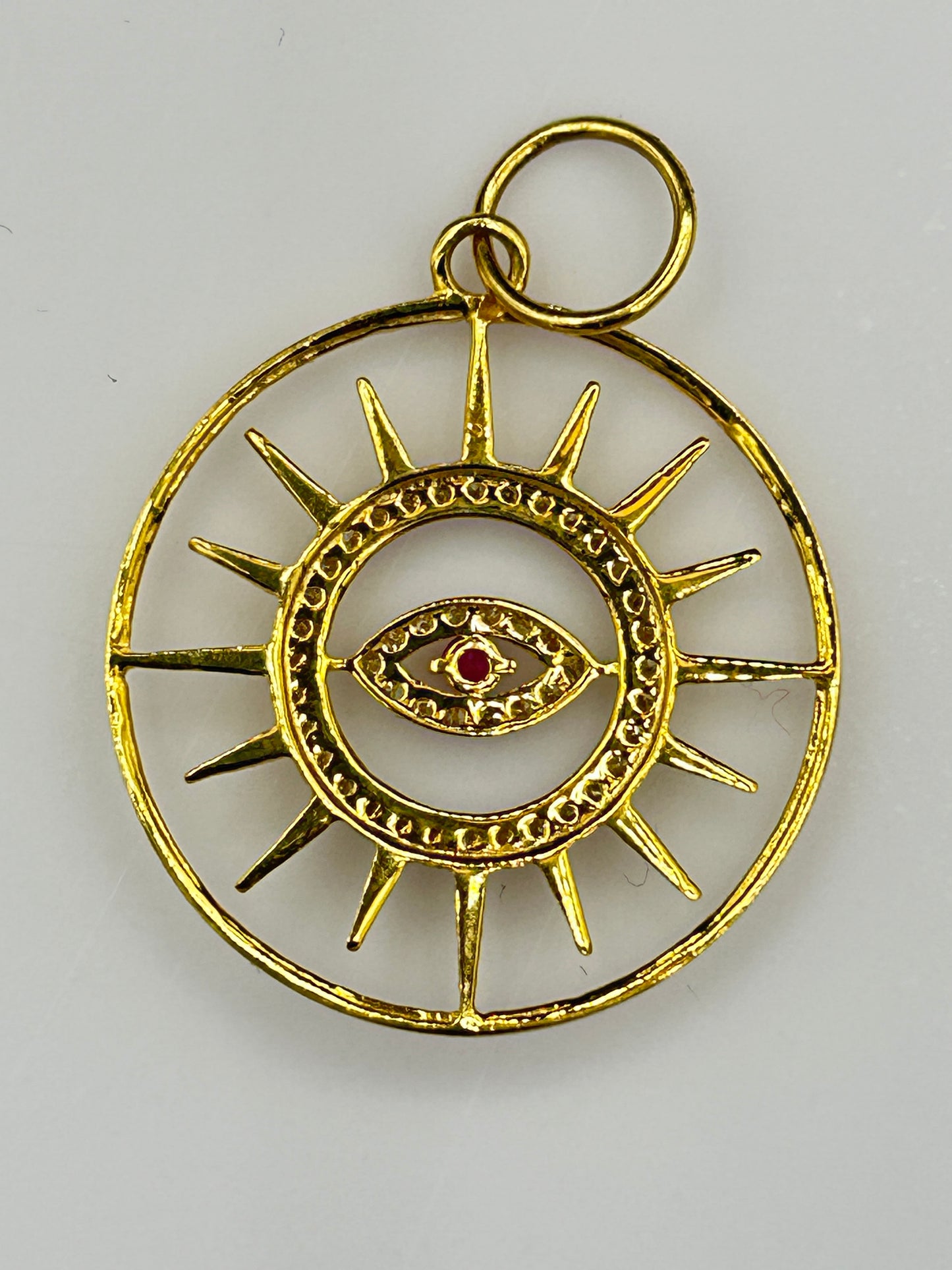 Round Star 14k Solid Gold Diamond Pendants