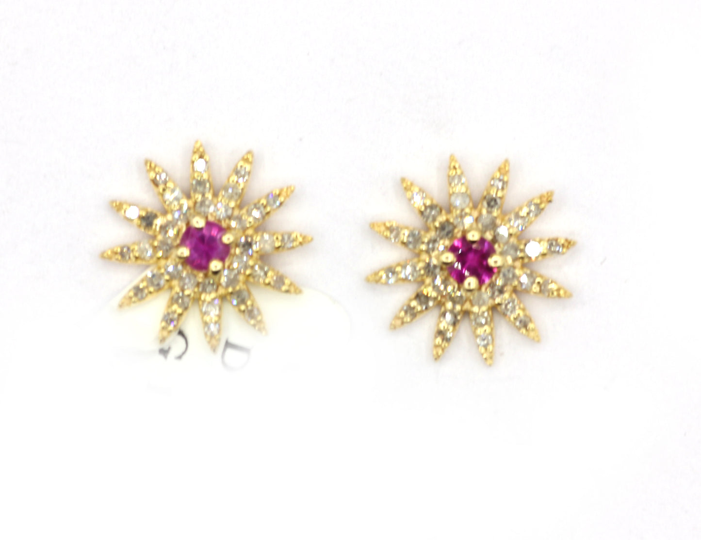 Sun Star 14k Gold Diamond Stud Earring