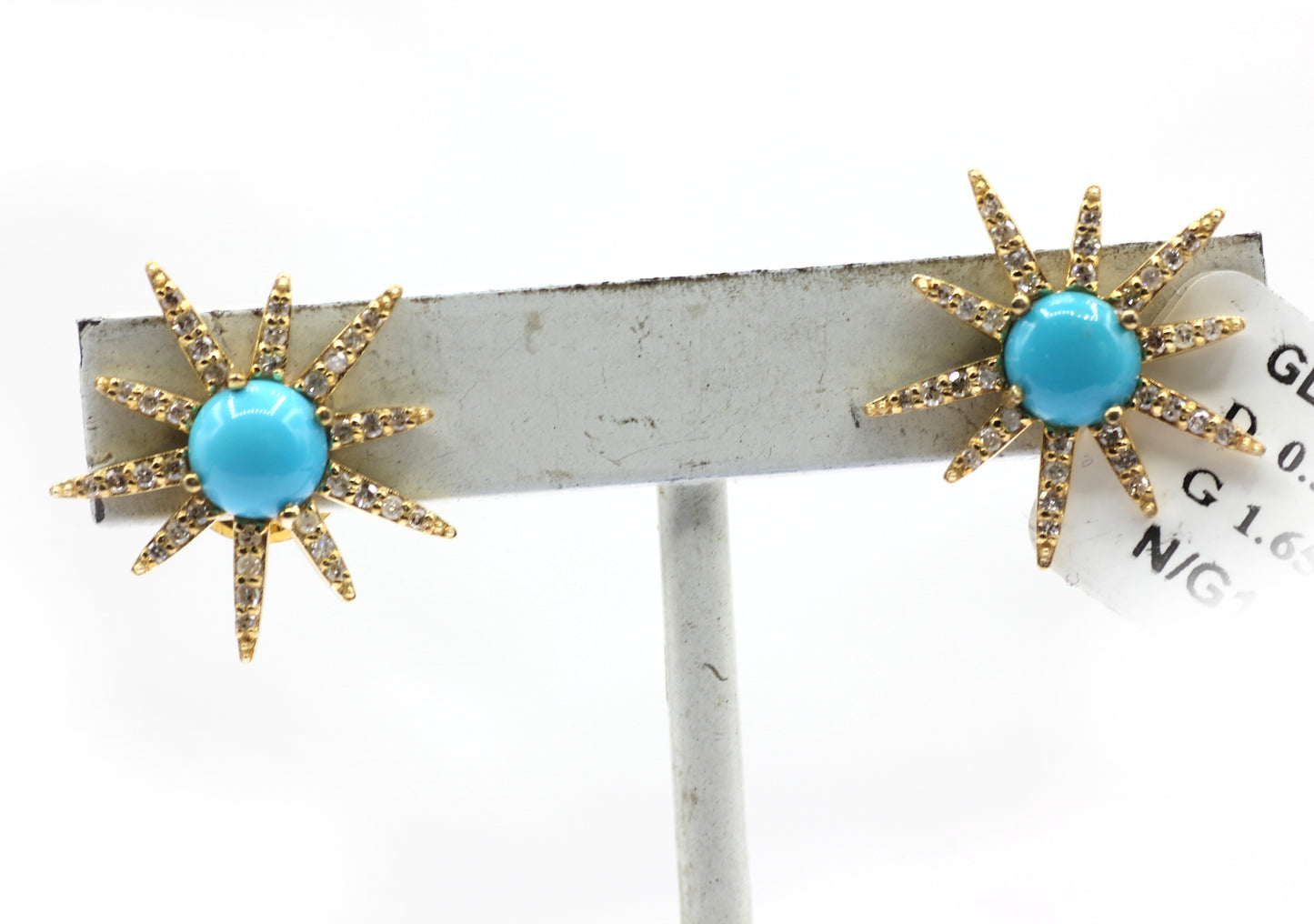 Star 14k Gold Diamond Stud Earring