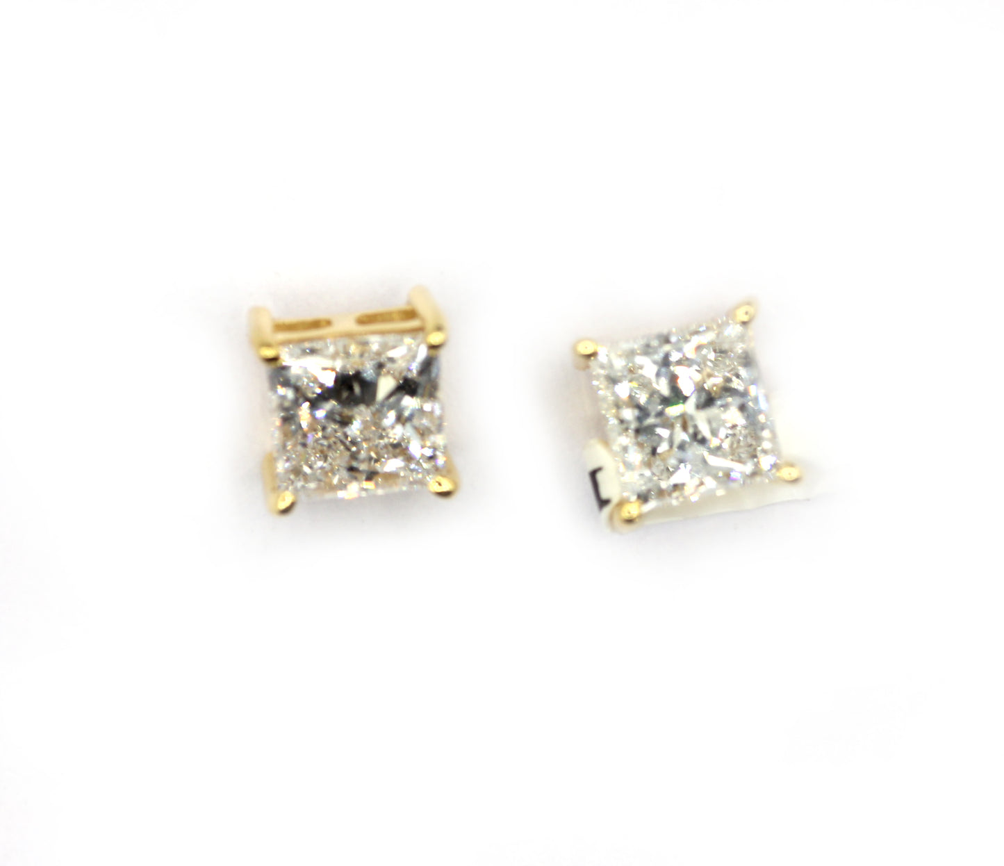 Square 14k Solid Gold CVD Diamond Stud Earring