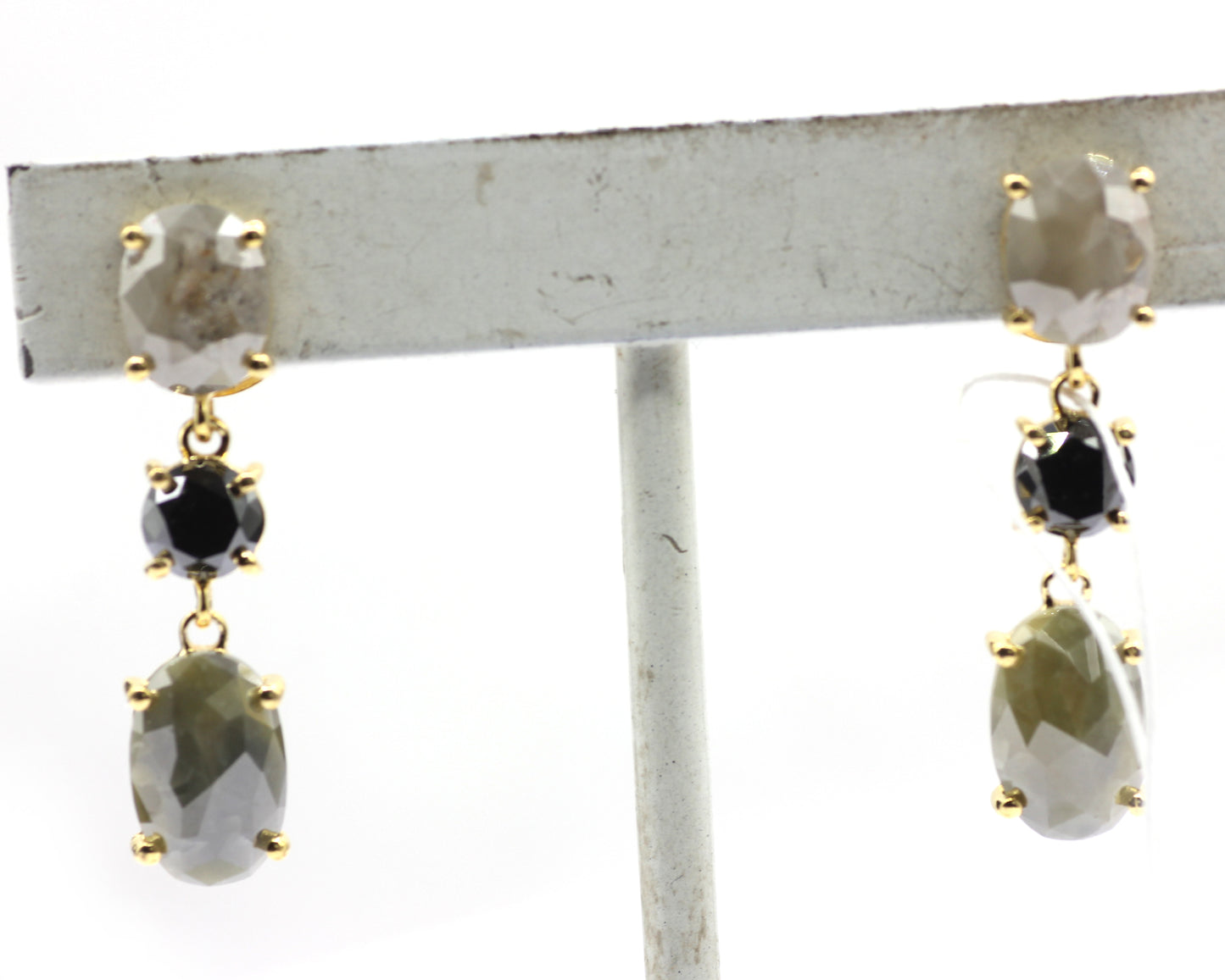 14k Gold Diamond Earring