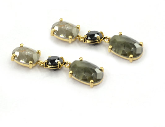 14k Gold Diamond Earring