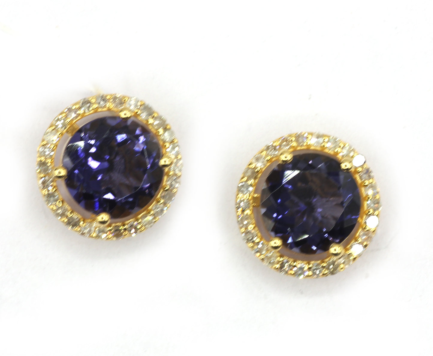 Round 14k Gold Diamond Stud Earring