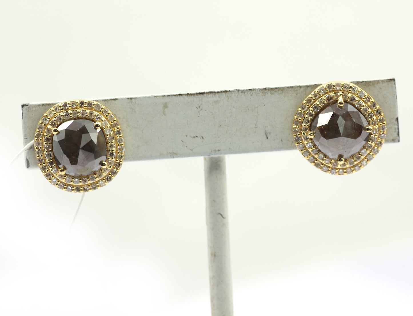 14k Gold Diamond Stud Earring