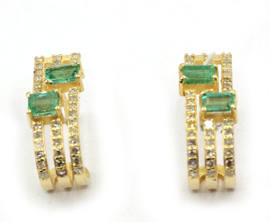 14k Gold Diamond Stud Earring