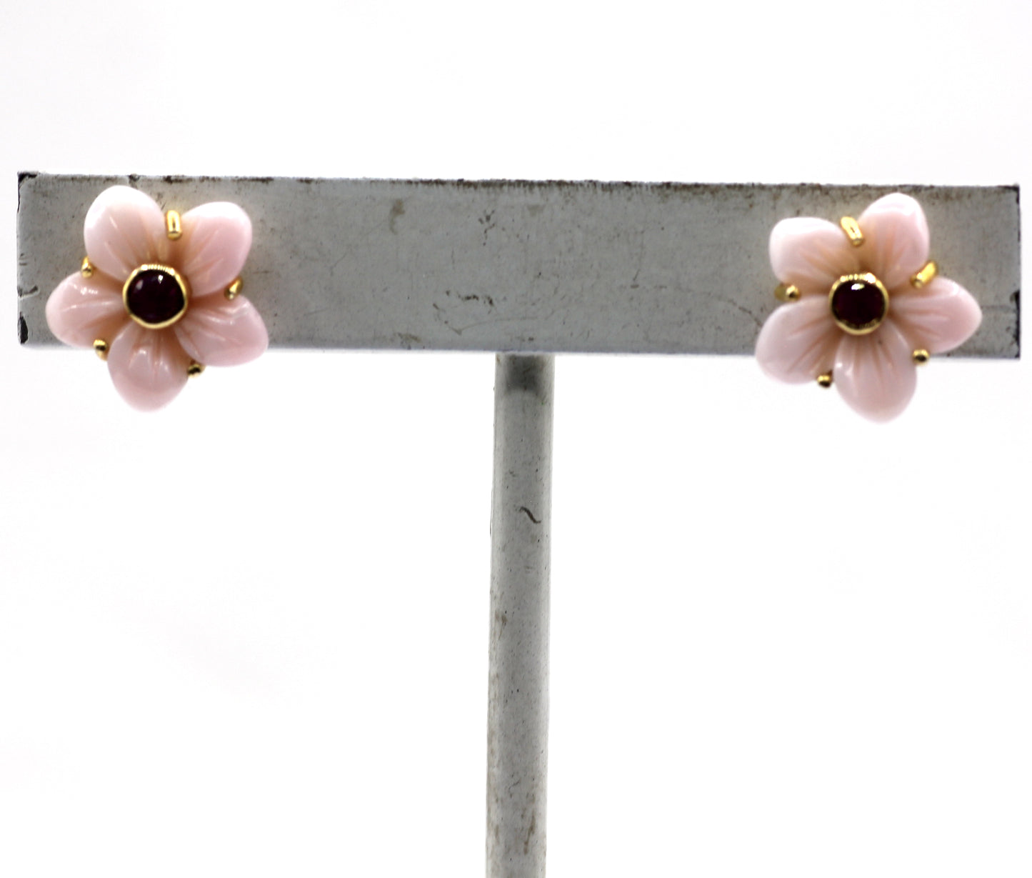 Flower 14k Gold Ruby Stud Earring