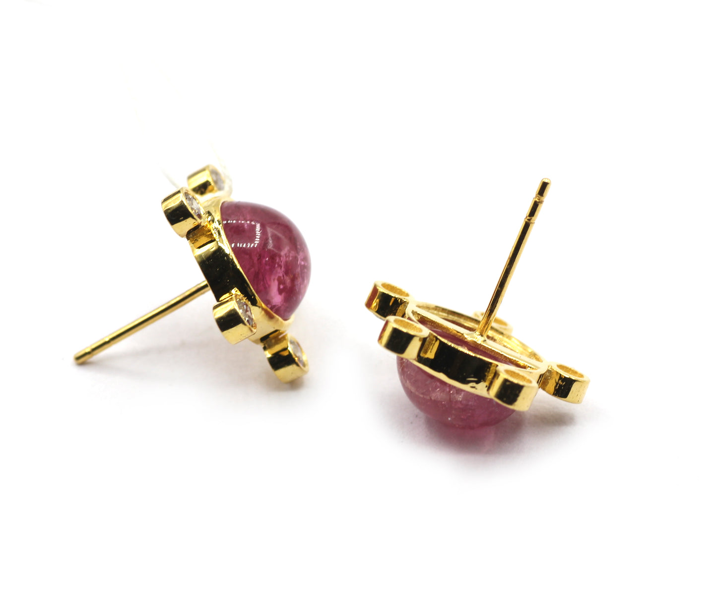 Round 14k Gold Diamond Stud Earring