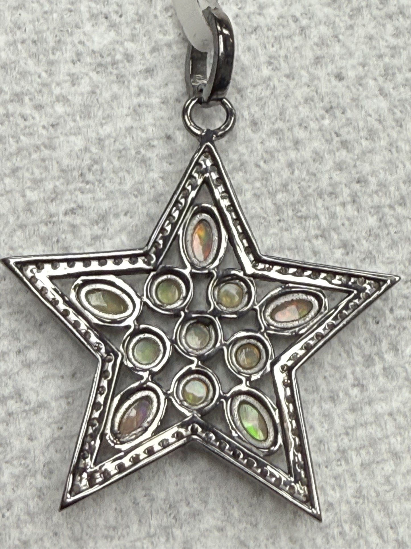 Star Pave Diamond Pendant