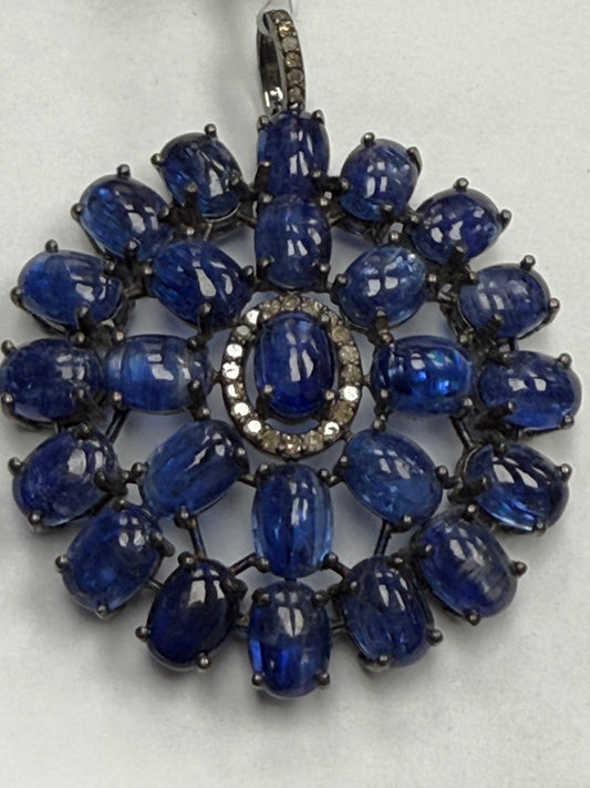 Tanzanite Smooth Stone Pave Diamond Pendant