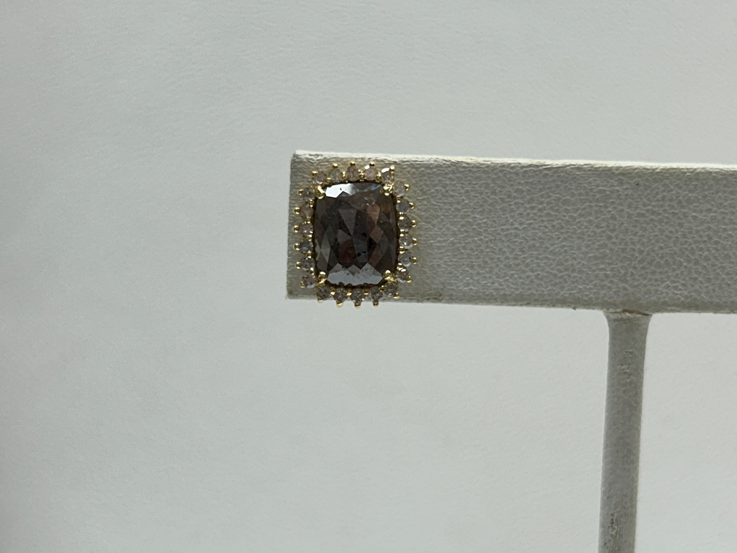 14k Solid Gold Diamond Earring