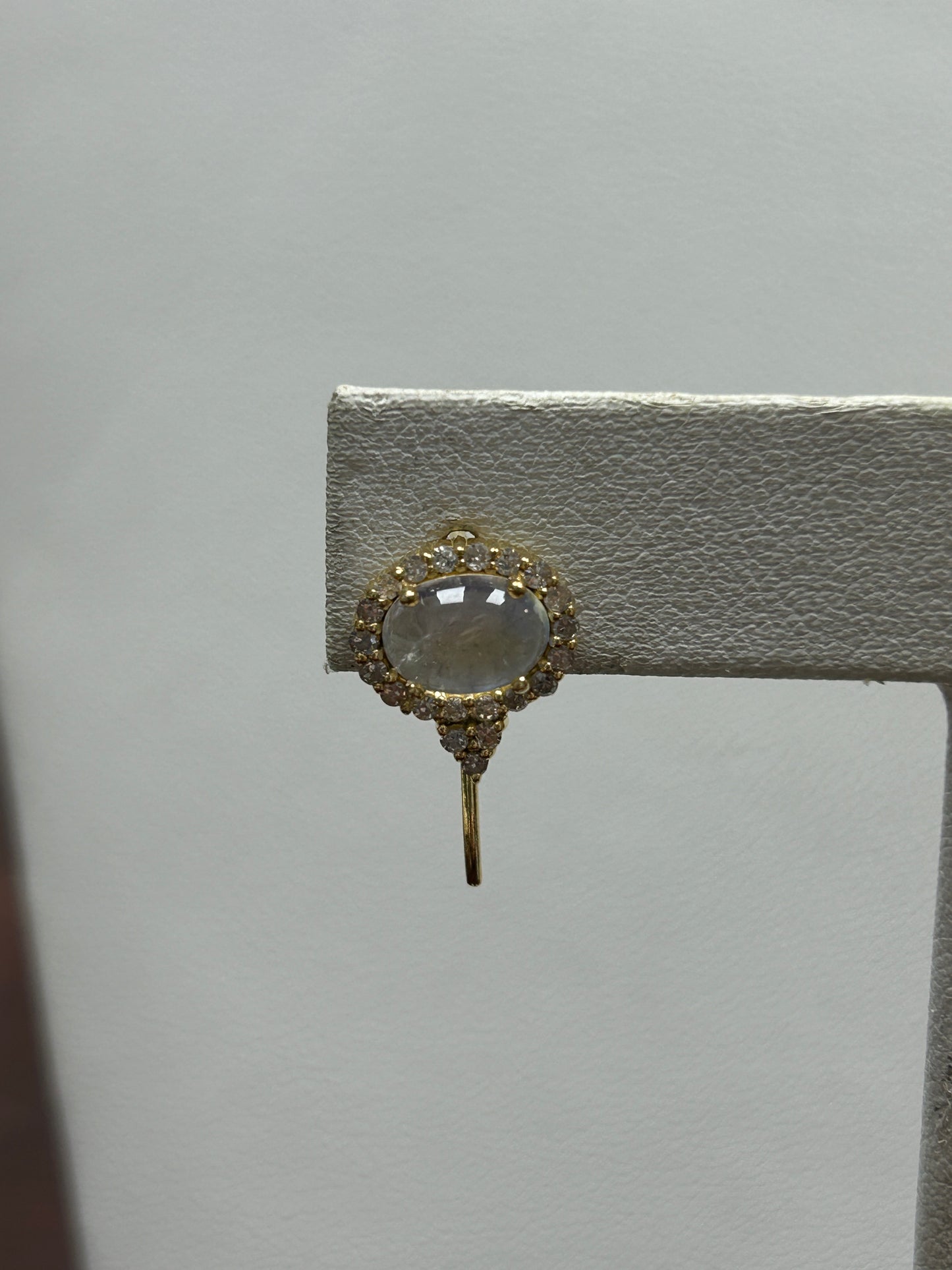 14k Solid Gold Diamond Earring