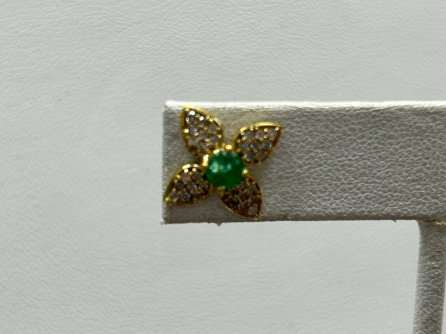14k Solid Gold Diamond Earring