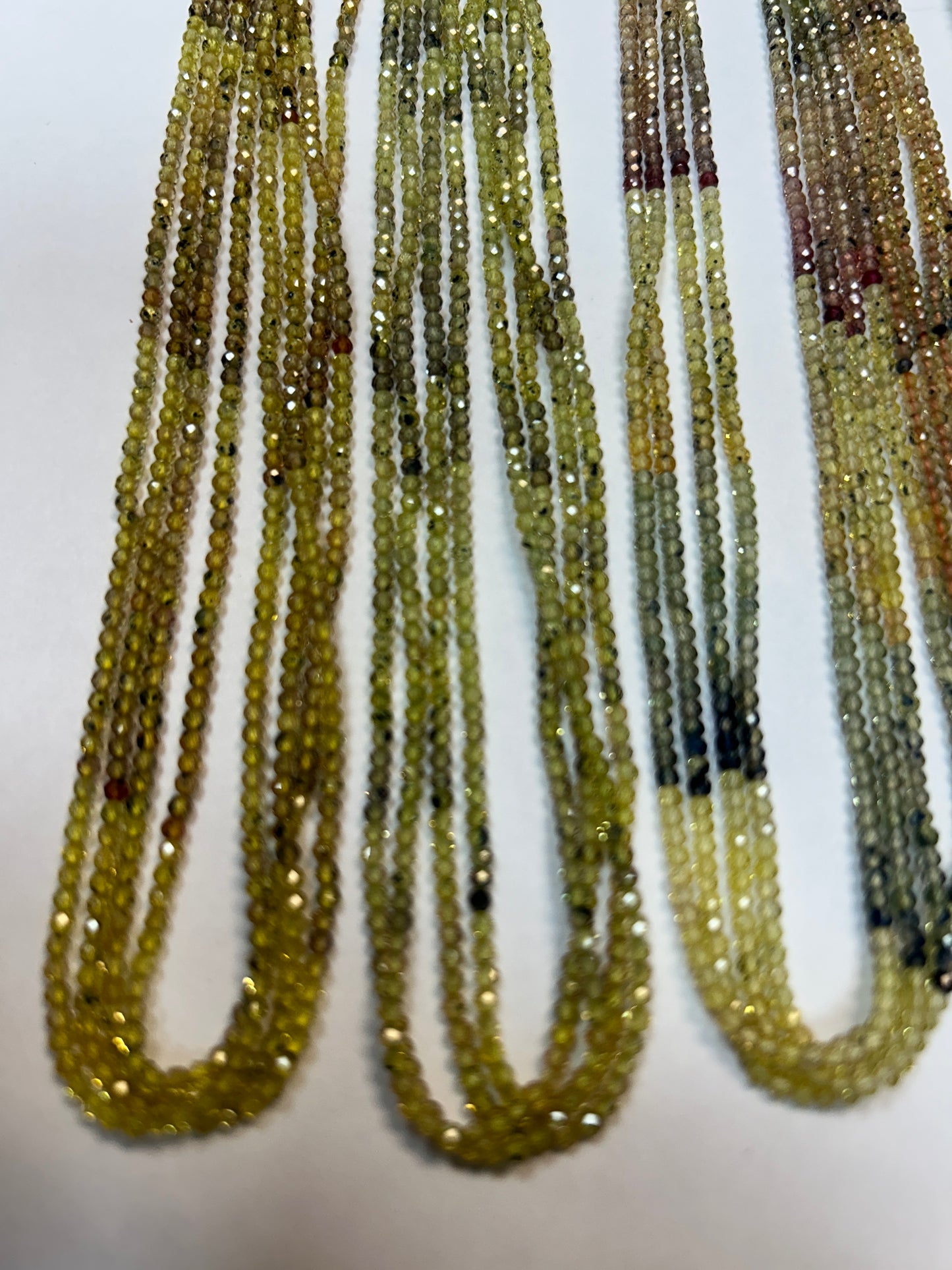MULTI SAPPHIRE ROUND FACETED 2-3mm