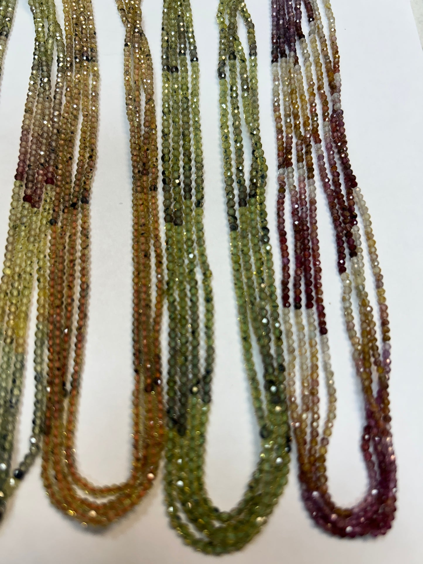 MULTI SAPPHIRE ROUND FACETED 2-3mm