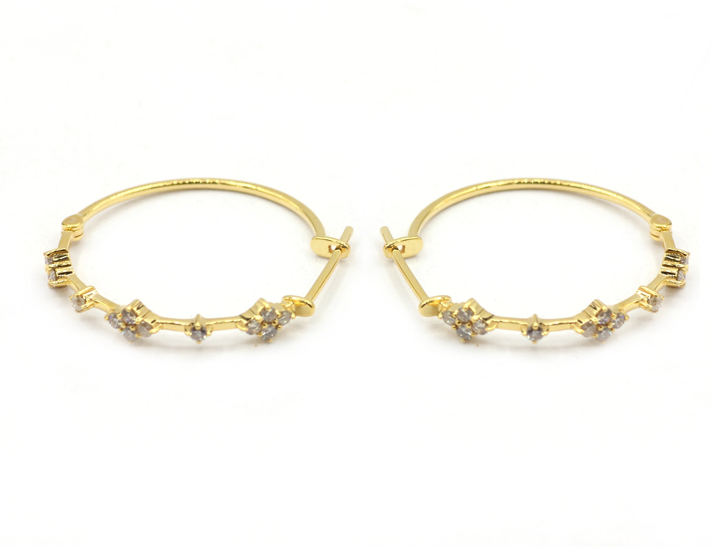 Hoop loop 14k Solid Gold Diamond Earring. Genuine handmade pave diamond Earring. 14k Solid Gold Diamond Earring..