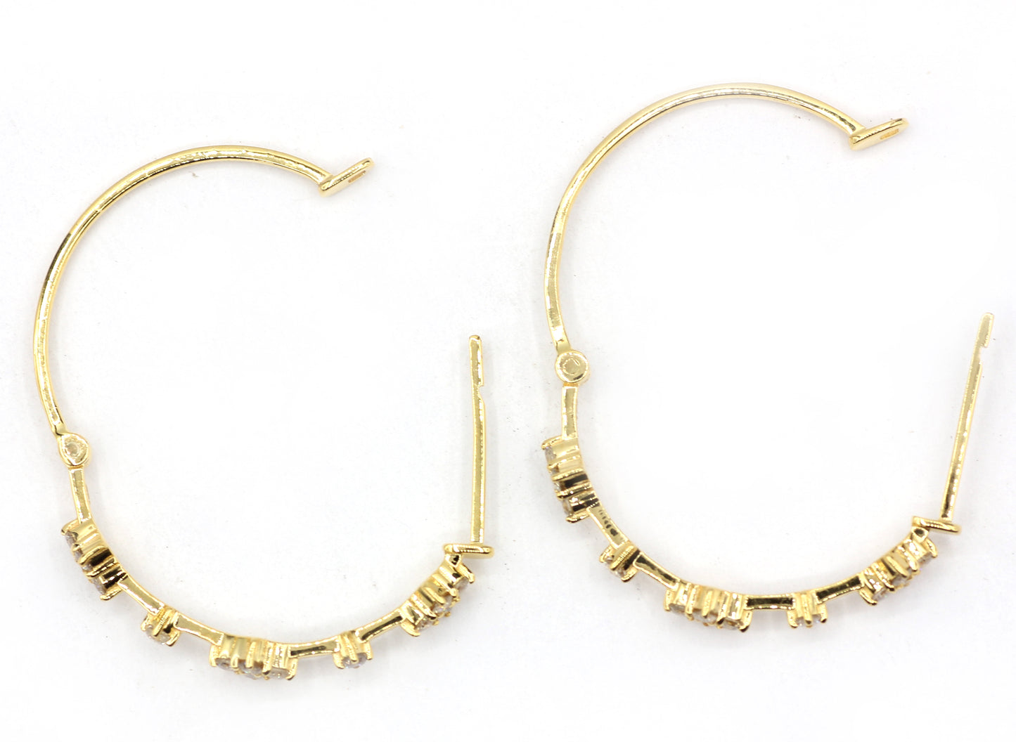 Hoop loop 14k Solid Gold Diamond Earring. Genuine handmade pave diamond Earring. 14k Solid Gold Diamond Earring..