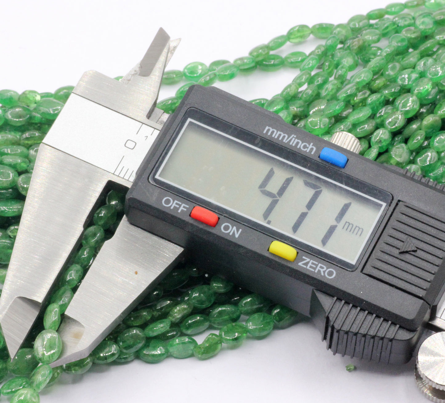 Tsavorite Oval Smooth Bead