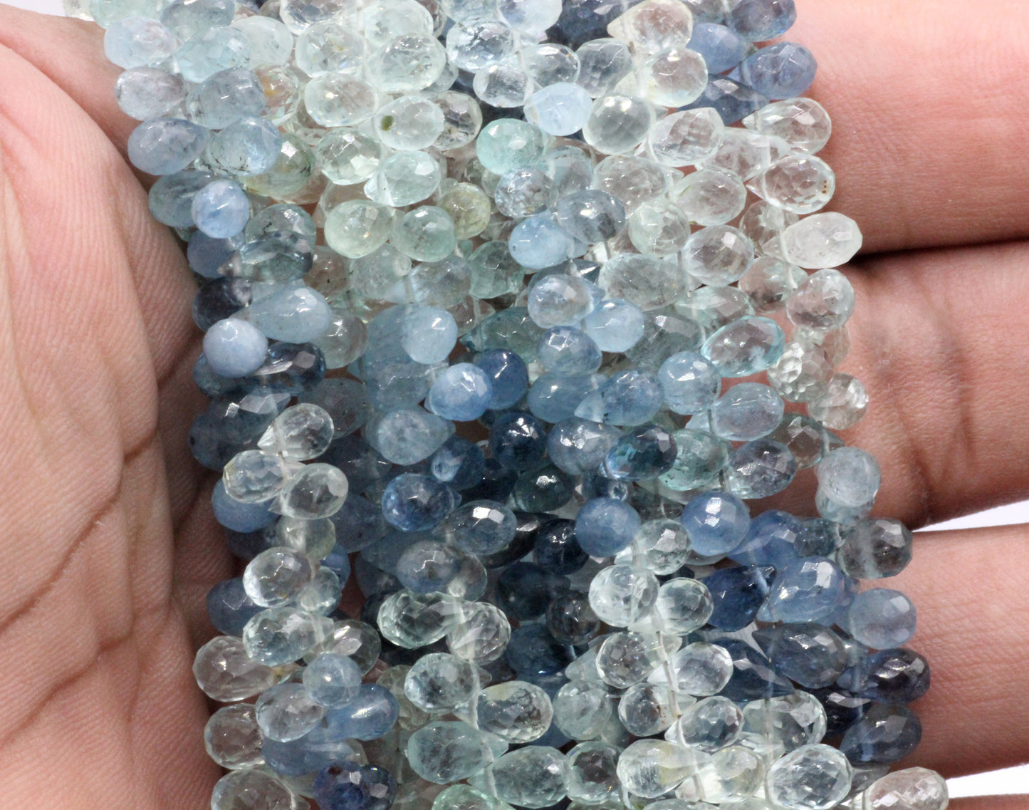 Aquamarine faceted Drop. Size 8x5 mm