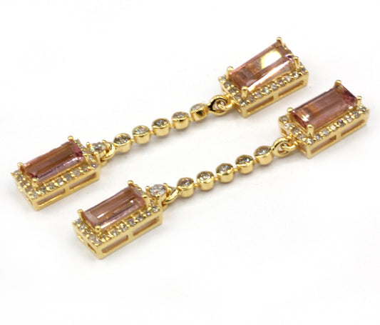 14k Solid Gold Diamond Earring.14k Solid Gold Diamond Earring..