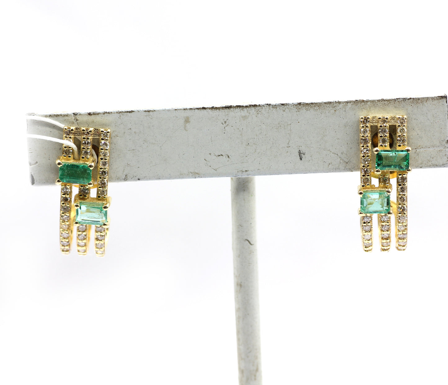 14k Gold Diamond Stud Earring