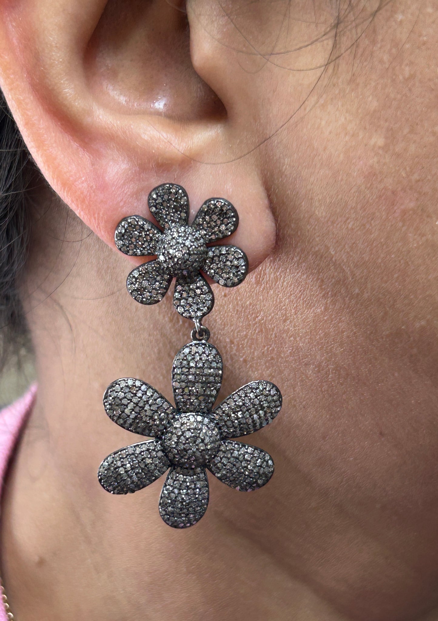 Flower Shape Diamond Earring
