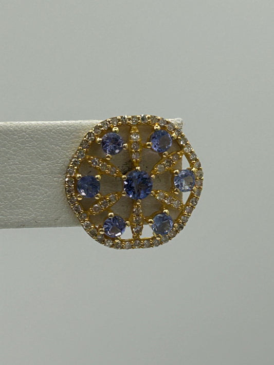 14k Solid Gold Diamond Earring.14k Solid Gold Diamond Earring..