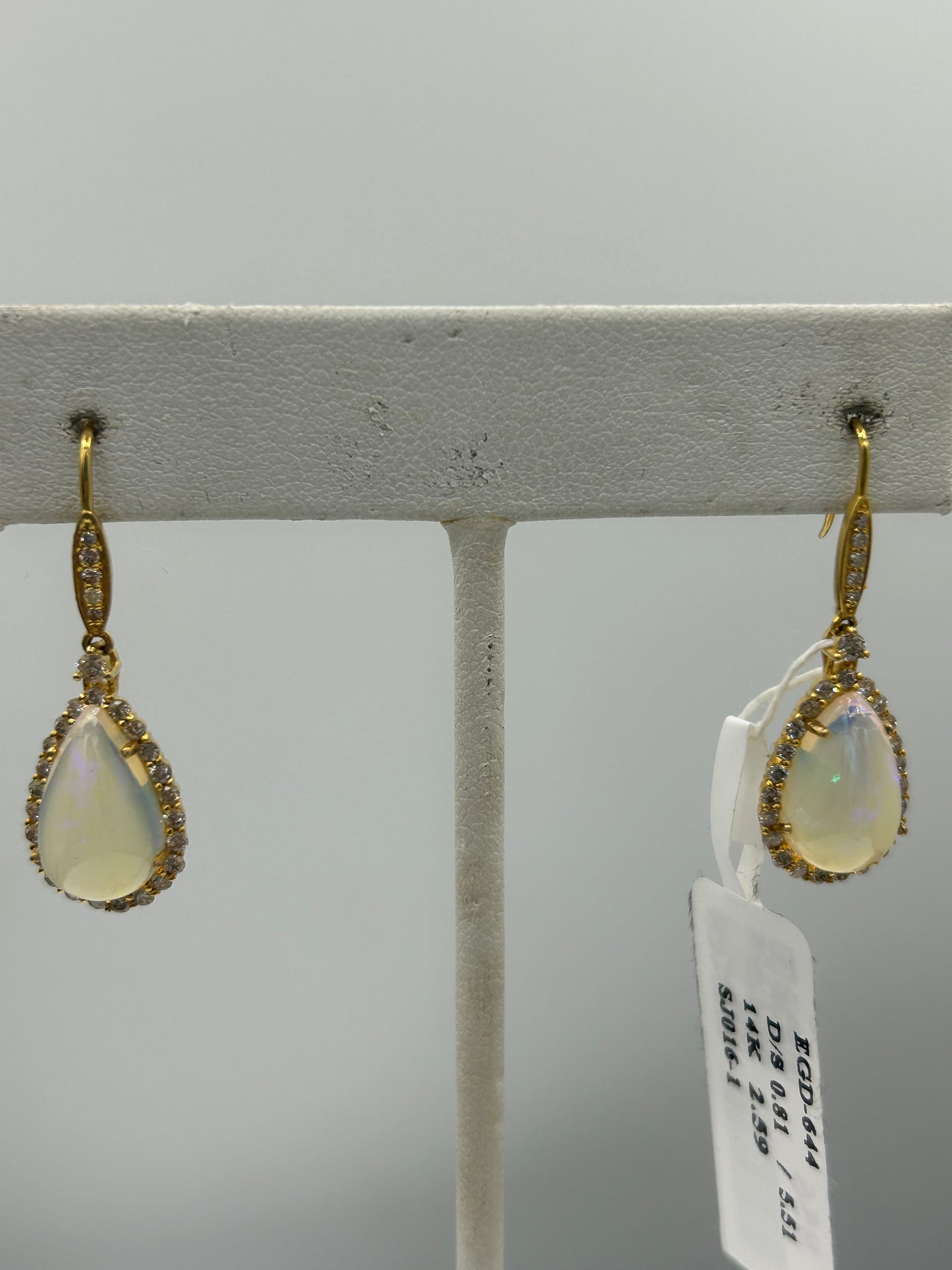 Opal 14k Solid Gold Diamond Earring