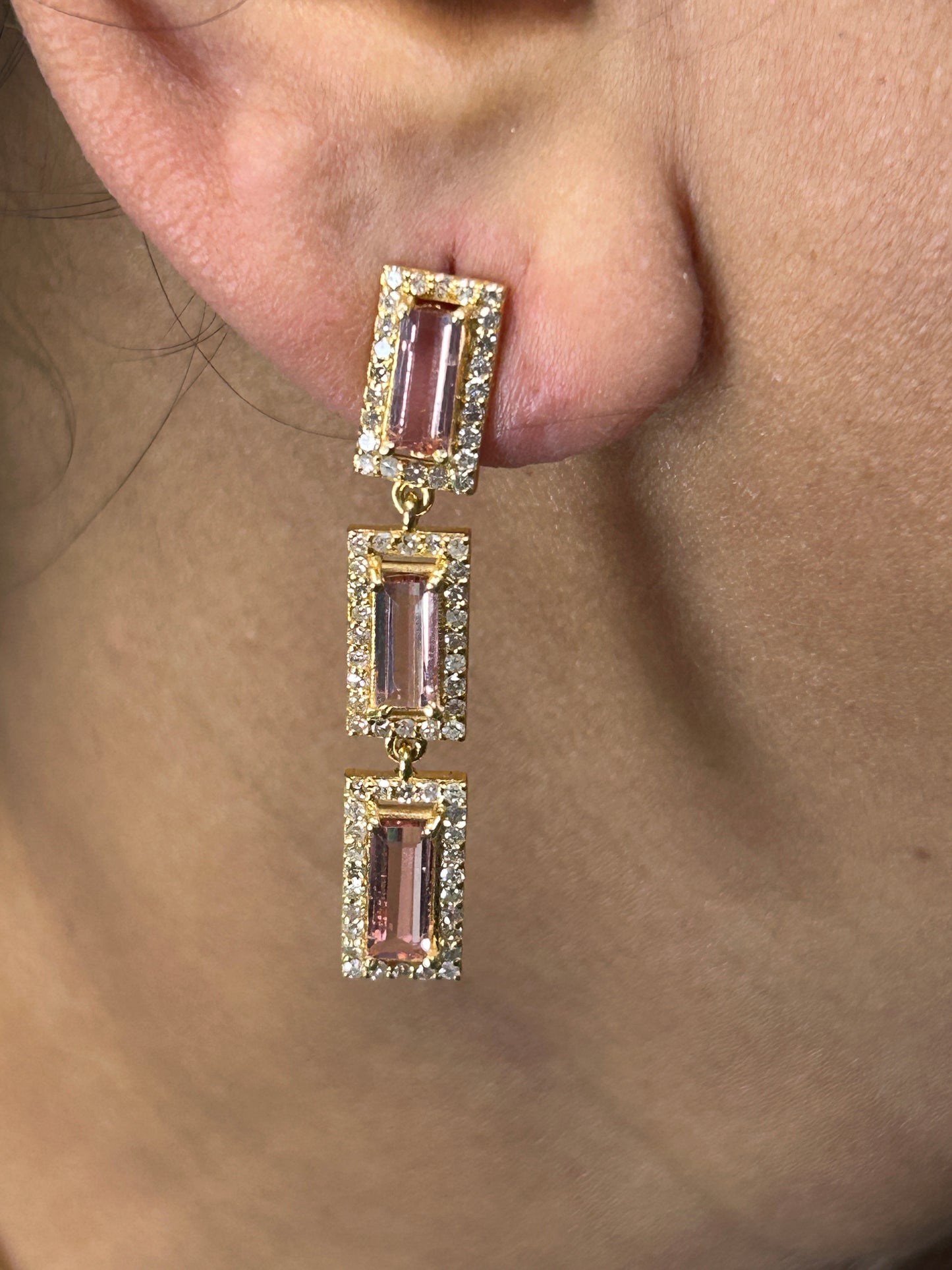 14k Solid Gold Diamond Earring