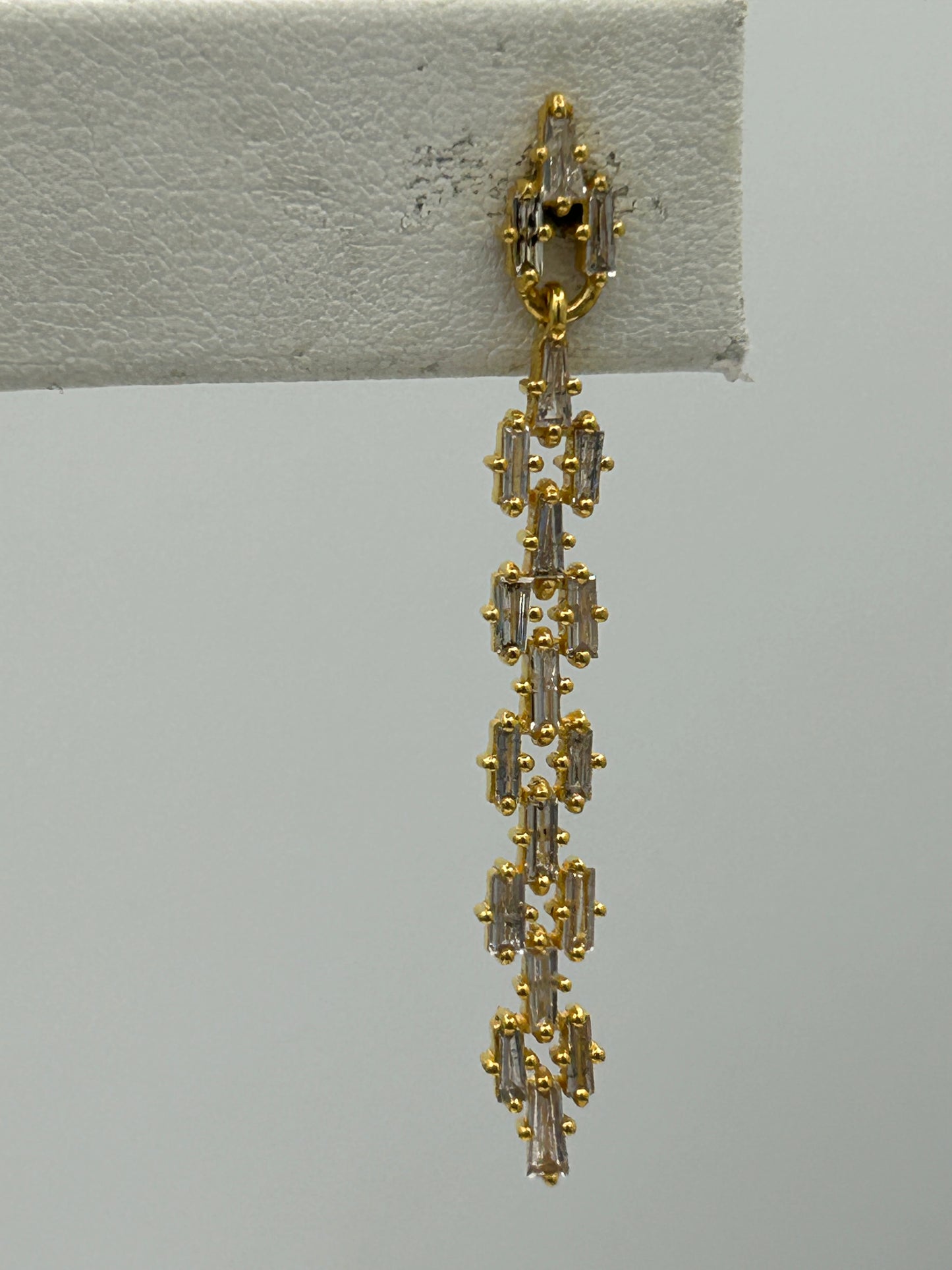 14k Solid Gold Diamond Earring