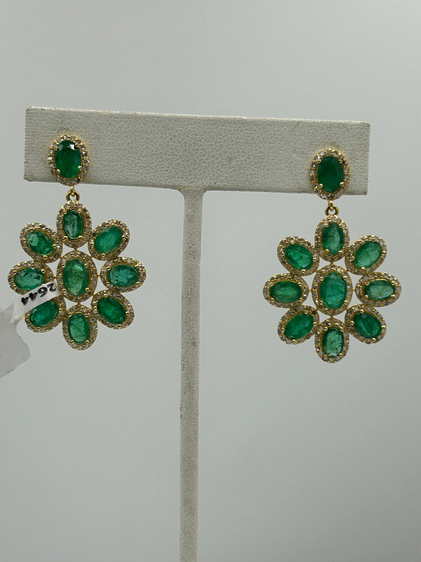 Flower 14k Solid Gold Diamond Earring. Genuine handmade pave diamond Earring. 14k Solid Gold Diamond Earring..
