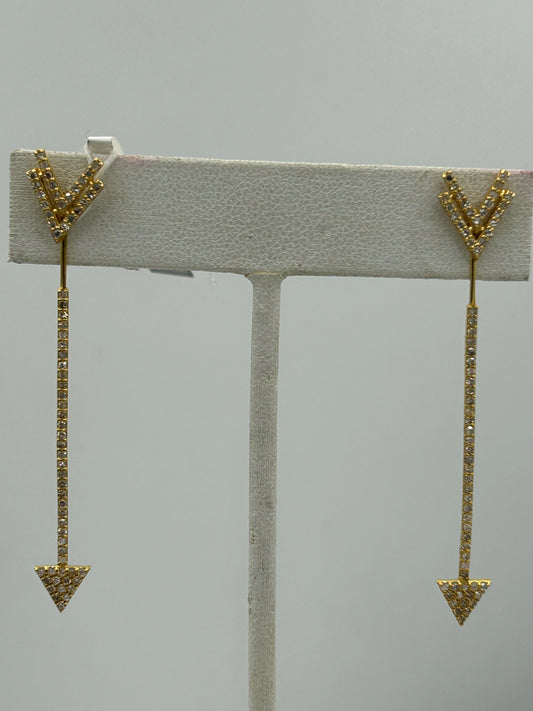 Arrow 14k Solid Gold Diamond Earring