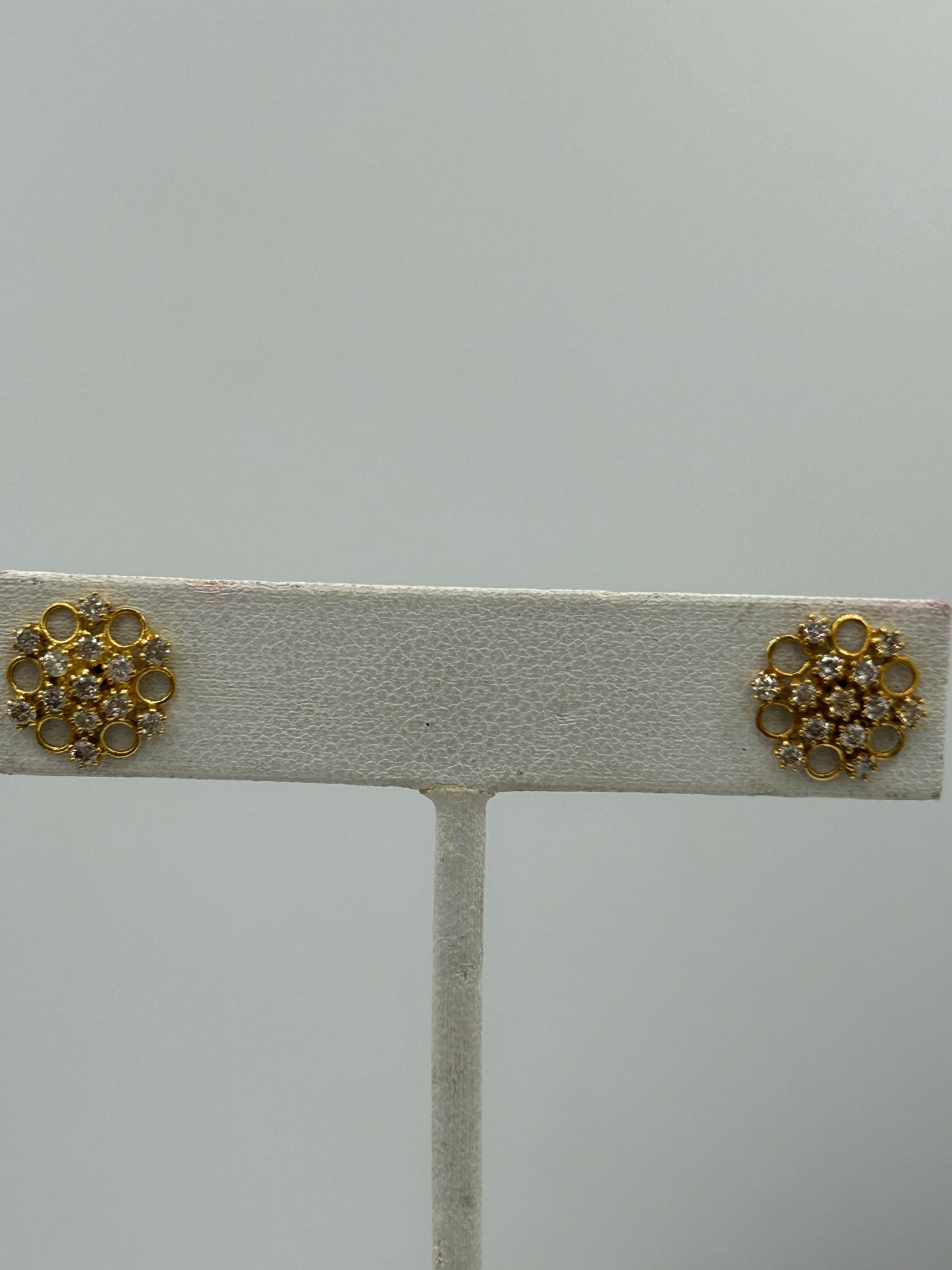 Round 14k Solid Gold Diamond Stud Earring. Genuine handmade pave diamond Earring. 14k Solid Gold Diamond Earring..