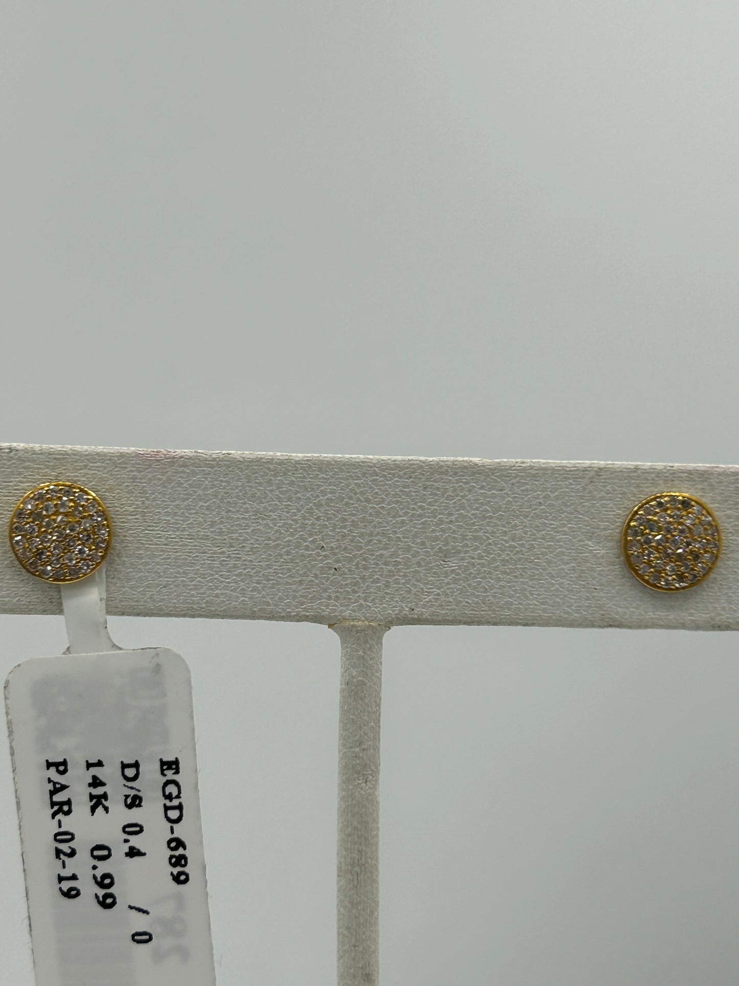 Round 14k Solid Gold Diamond Stud Earring. Genuine handmade pave diamond Earring. 14k Solid Gold Diamond Earring..