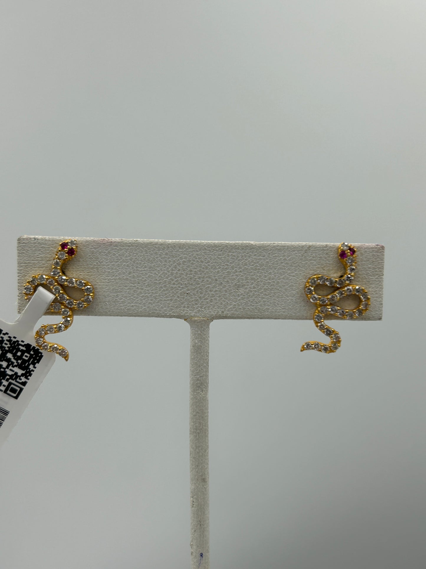 Snake 14k Solid Gold Diamond Stud Earring. Genuine handmade pave diamond Earring. 14k Solid Gold Diamond Earring..