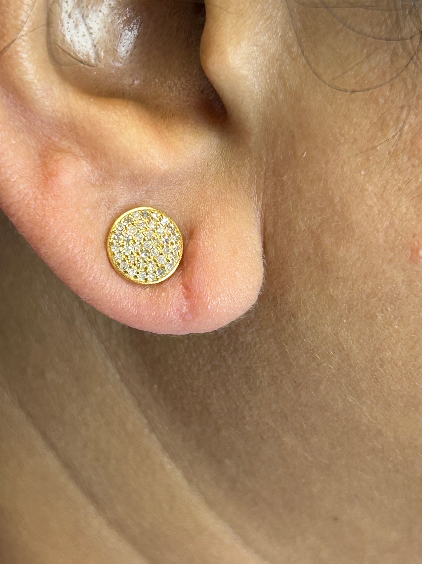 Round 14k Solid Gold Diamond Stud Earring. Genuine handmade pave diamond Earring. 14k Solid Gold Diamond Earring..