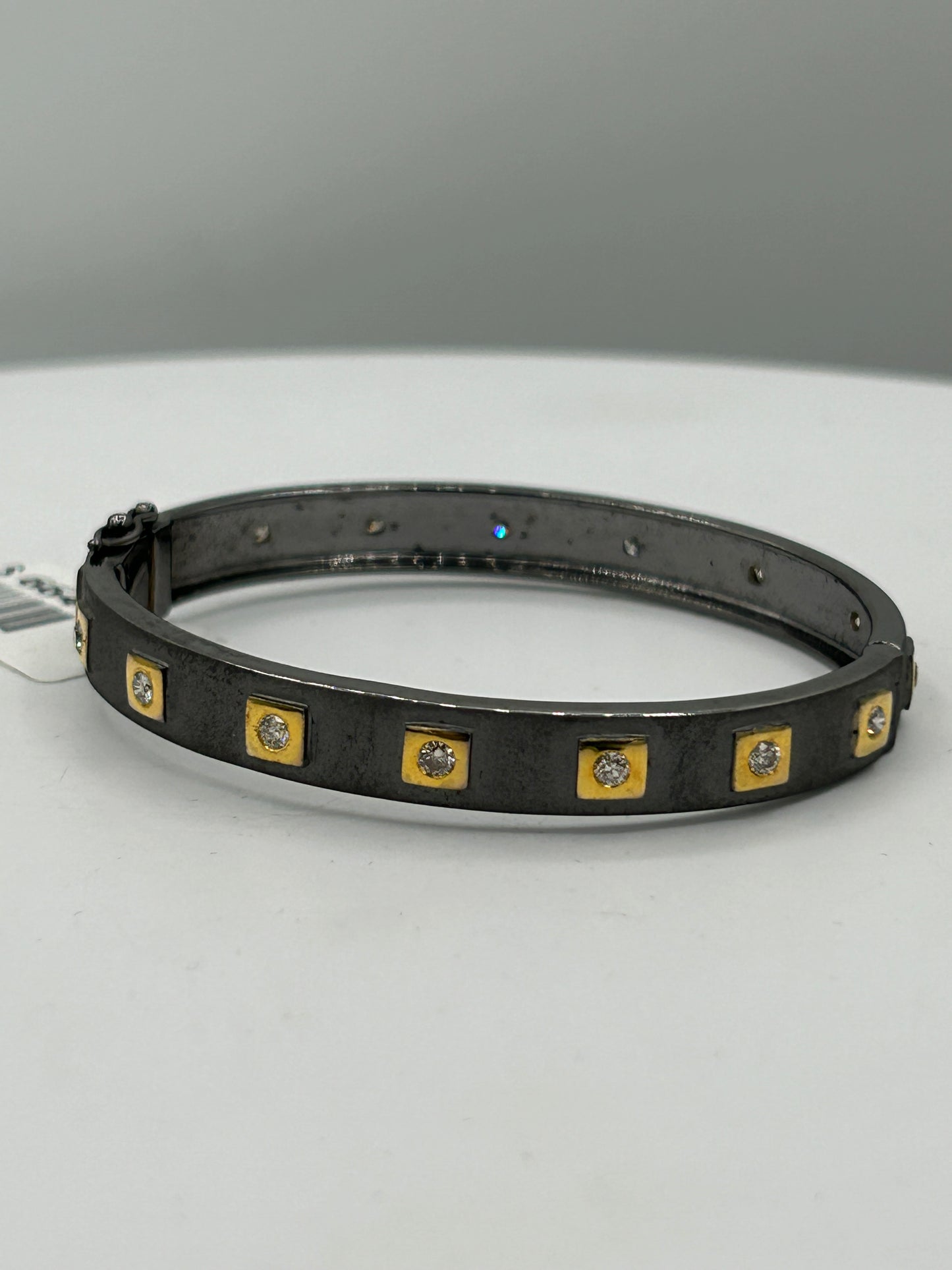 Sand Casting Diamond Bangle