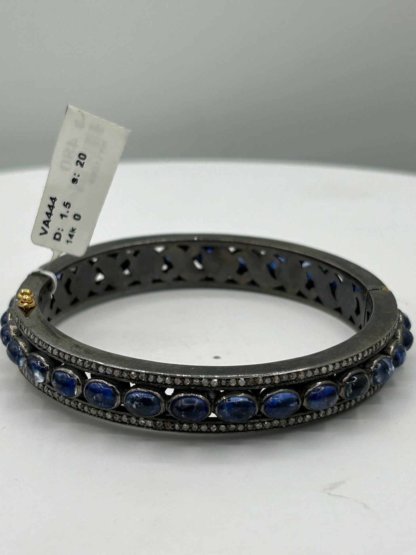 Kynite Diamond Bangle