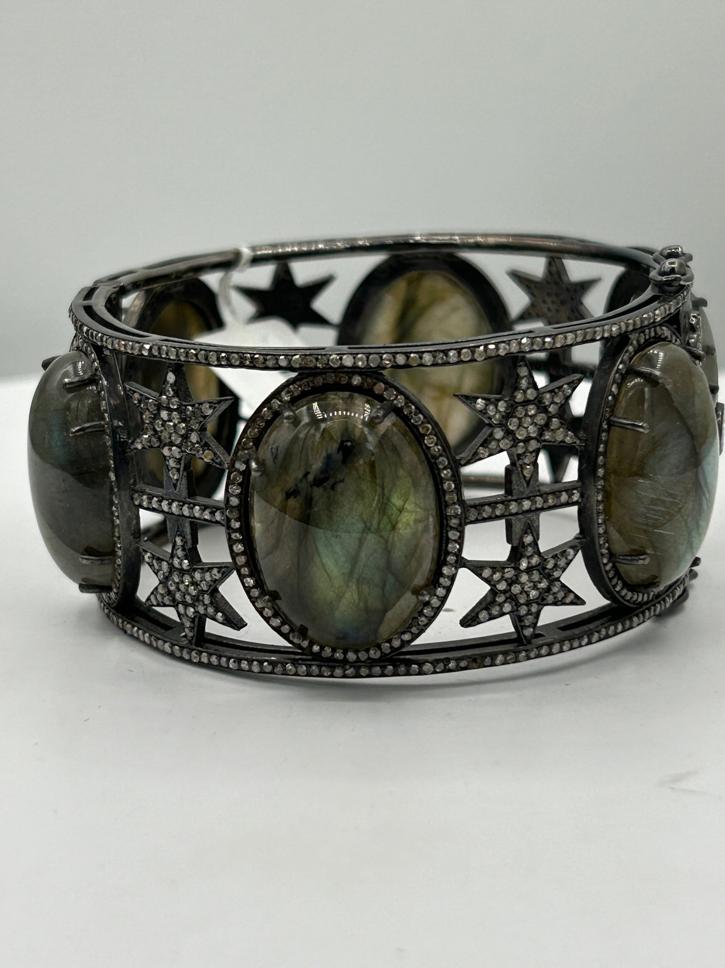 Laborite Diamond Bangle
