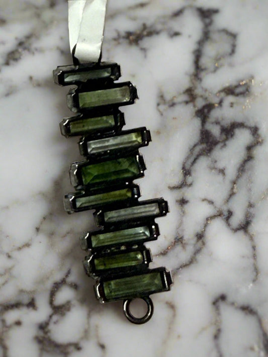 Tourmaline Diamond Connector