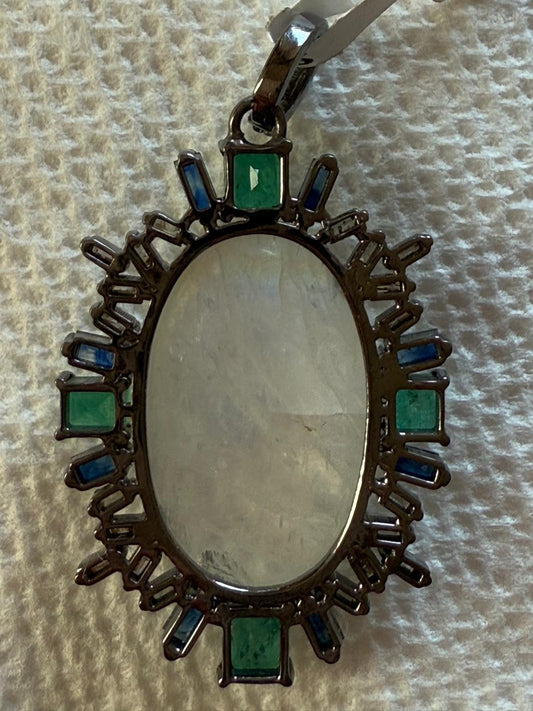 Oval Emerald baguette Diamond Pendant