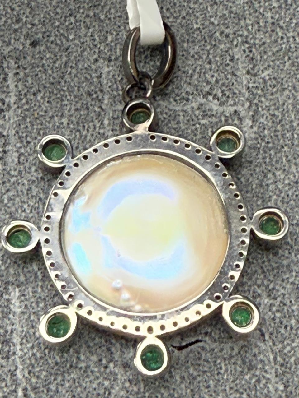 Pearl Emerald Silver Pave Diamond Pendant With Pearl Stone