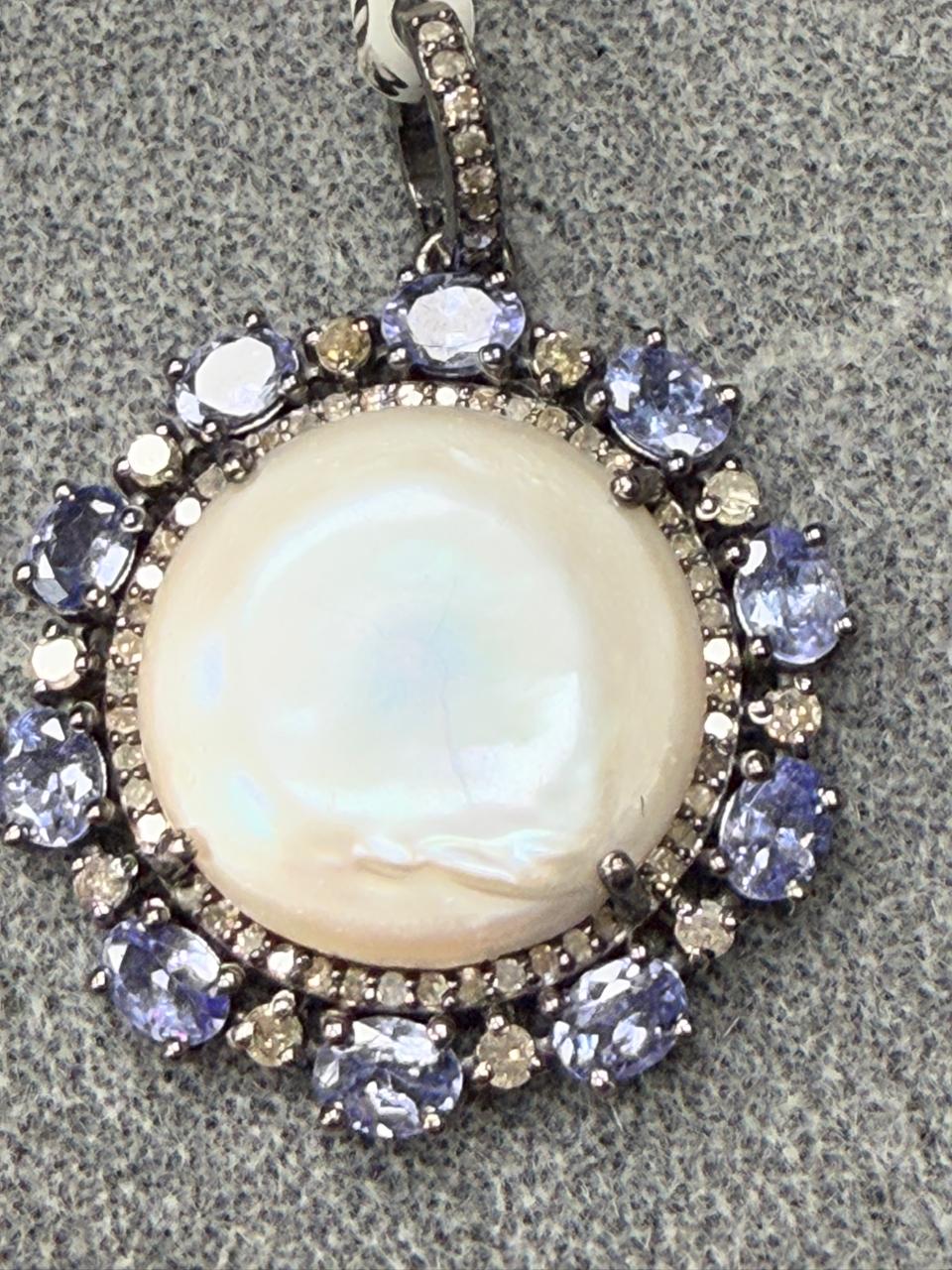 Pearl Silver Pave Diamond Pendant With Pearl Stone
