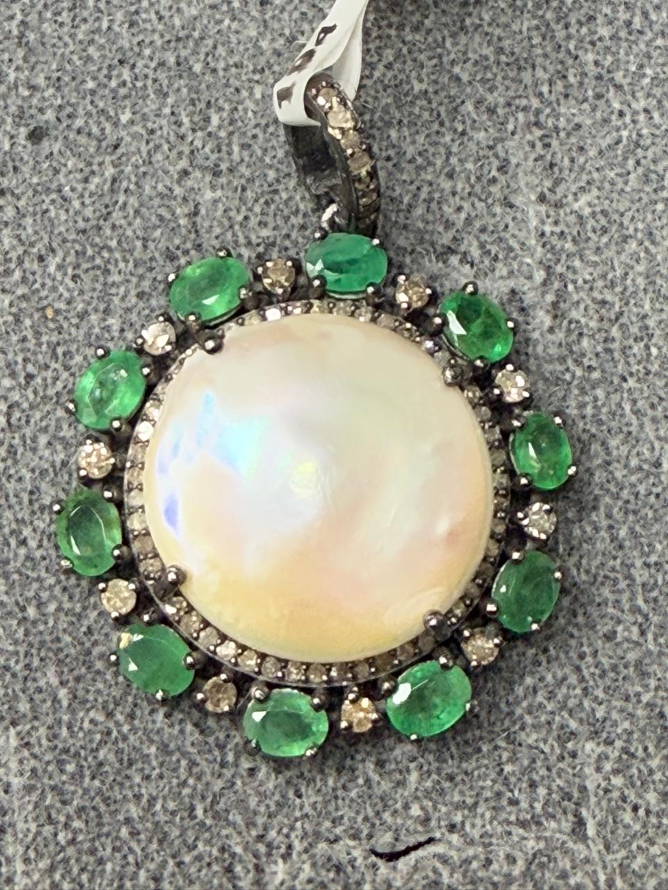 Pearl Silver Pave Diamond Pendant With Pearl Stone